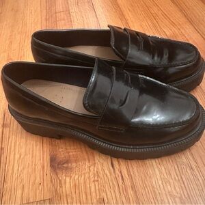 H&M women’s Chunky Black Loafers Size 35